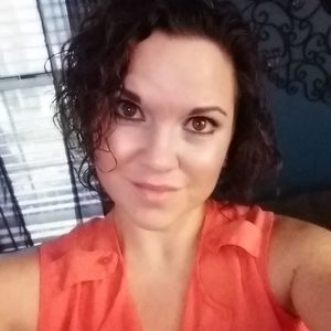 Meet your Posher, Renee